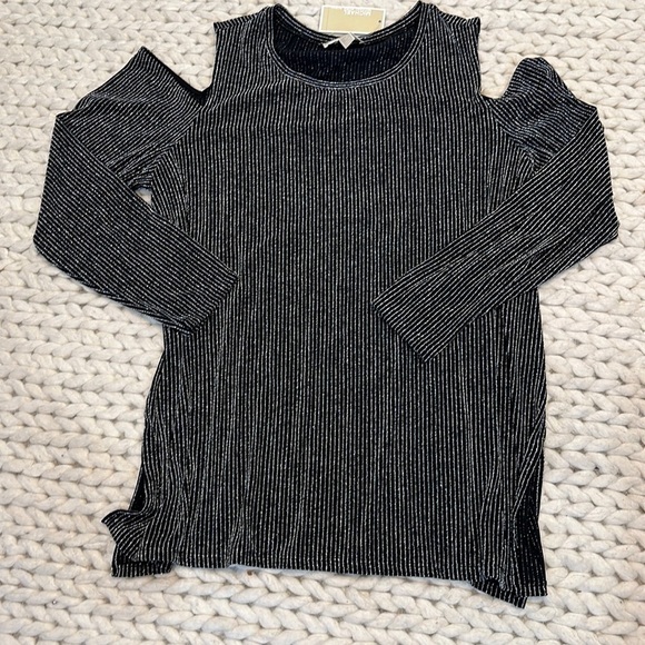 Michael Kors Silver and Black Cold Shoulder Top NWT - Picture 1 of 7